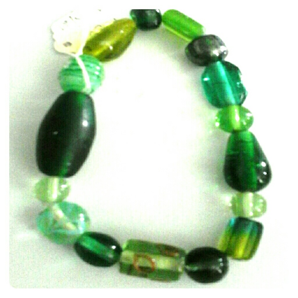 👄Green👄Glass Bracelet👄